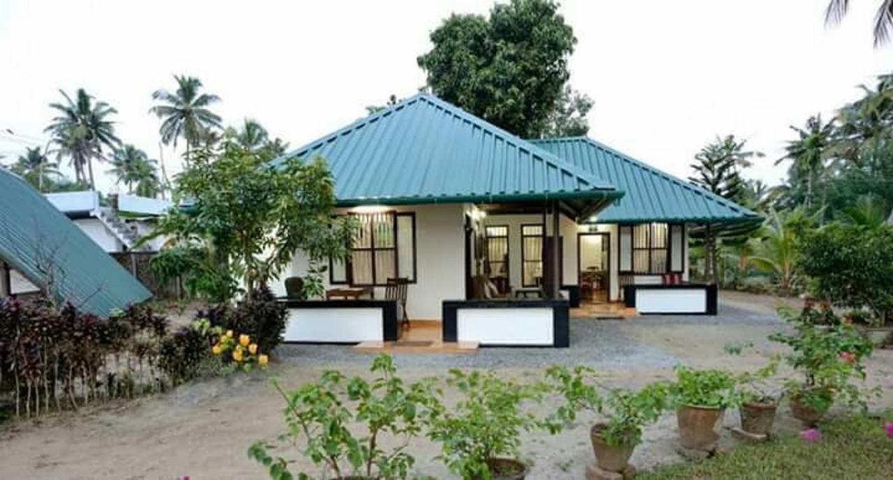 Kadaloram Beach Resort Kochi Bagian luar foto